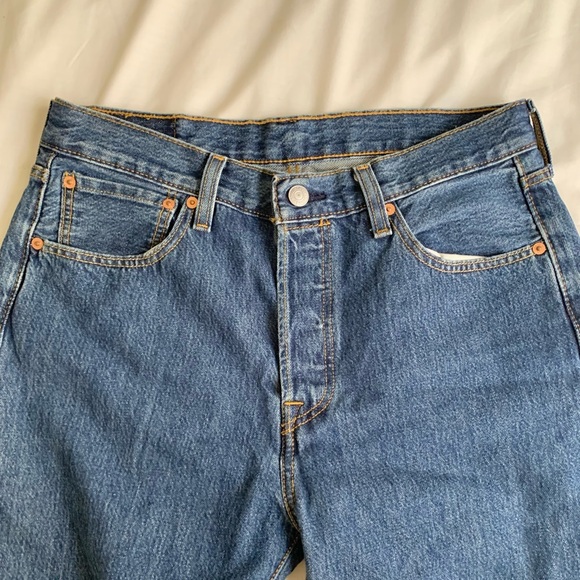 Levi's Men's 501 Blue Jeans - Picture 3 of 5
